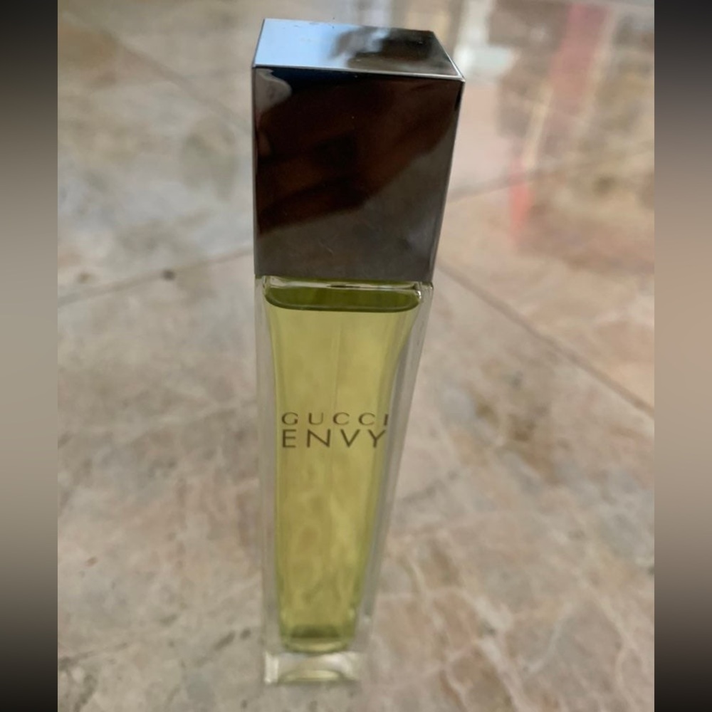 Gucci Envy Perfume 1.7 OZ /50 ML EDT Eau De Toilette Vaporisateur Natural Spray - Picture 2 of 4